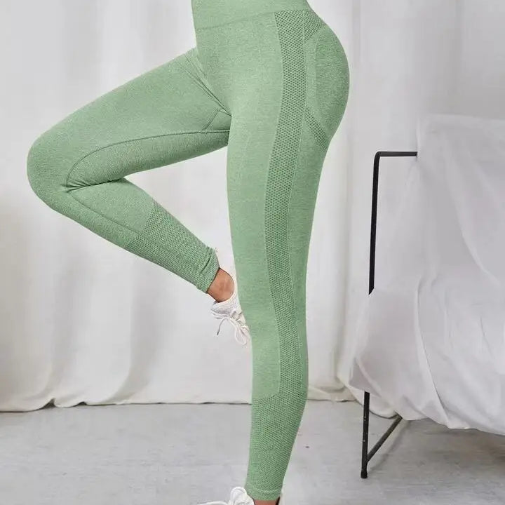 Women Seamless Solid Leggings Knit Slim Leggings High Waist Hip Liftting Fashion Elastic Fitness Yoga Tights Gym Workout Pants