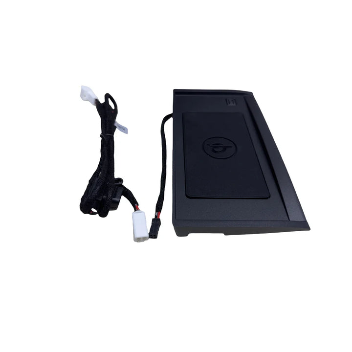 New fast Fortuner wireless byd charger for toyota fortuner Wireless Phone Charger Accessories 2022 2023 2024