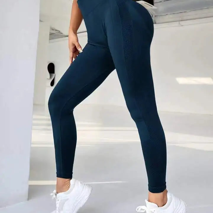 Women Seamless Solid Leggings Knit Slim Leggings High Waist Hip Liftting Fashion Elastic Fitness Yoga Tights Gym Workout Pants