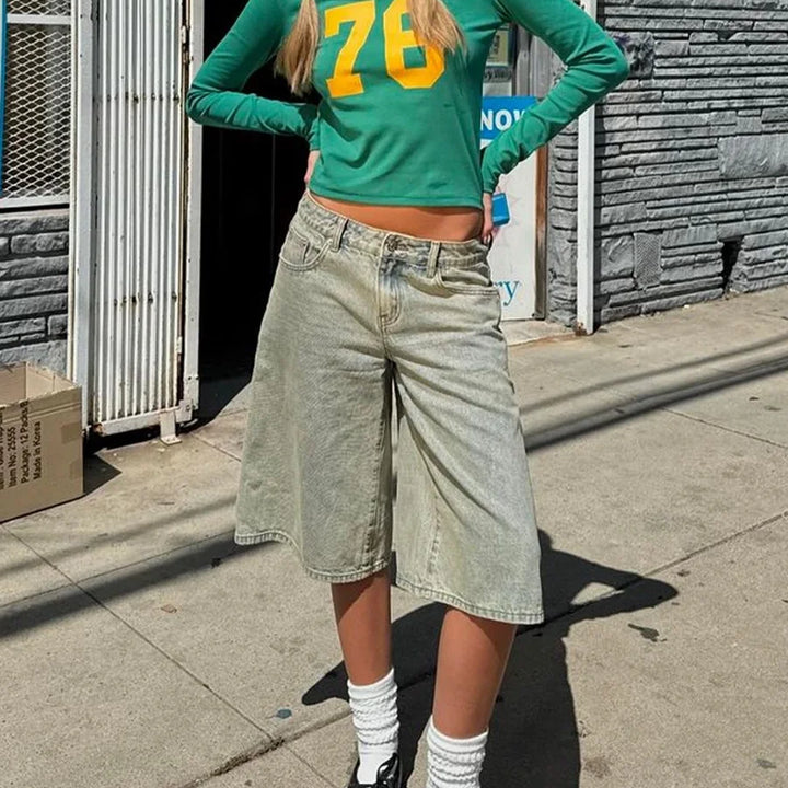 Women s Long Sleeve Crew Neck T-shirt with Vintage Floral Print and Ruffle Detail for Casual Chic Streetwear Style