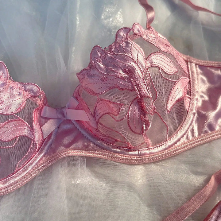 Sexy Lingerie Woman Lace Transparent Underwear Fairy Embroidery Brief Sets Delicate Bra Kit Push Up Breves Sets Thin Erotic Bras