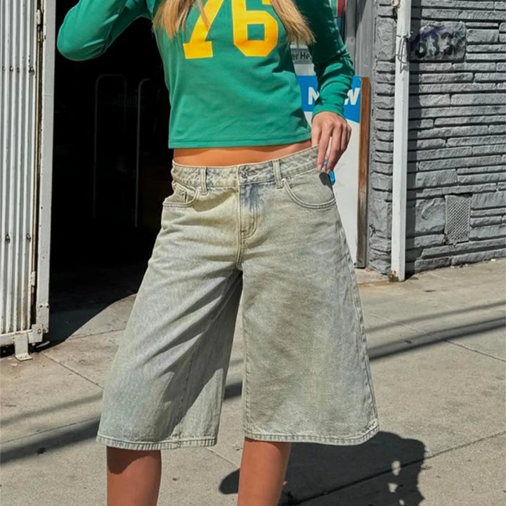 Women s Long Sleeve Crew Neck T-shirt with Vintage Floral Print and Ruffle Detail for Casual Chic Streetwear Style