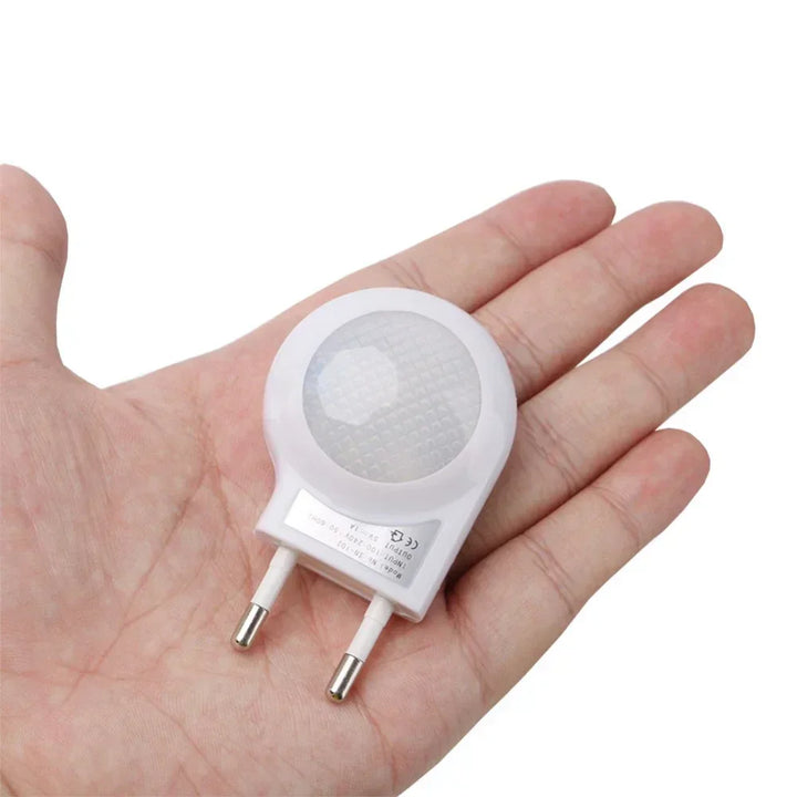Led Light Switch Socket Snail Night Light Sensor Control Light Mini Auto Night Lamp Wall Lamp for Baby Kids Bedroom EU Plug