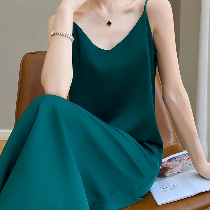 Summer Halter Dress Female Silk Silk Silk High Grade Satin Solid Color Long A-Line Skirt Waist Show Thin Cover Meat RW D13