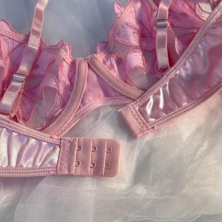 Sexy Lingerie Woman Lace Transparent Underwear Fairy Embroidery Brief Sets Delicate Bra Kit Push Up Breves Sets Thin Erotic Bras