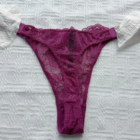 2025New Women'S Underwear, Smooth Low-Waisted Sexy Women'S Thong, Attractive, Breathable, Shiny, Sexy And Comfortable In One