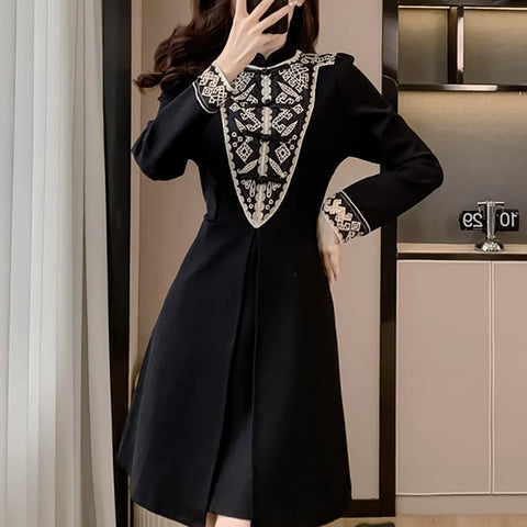 2024 Black Embroidery Print Long Sleeve Mini Dress Autumn Winter Plus Velvet Warm Bodycon Dress Women Korean Vintage Party Dress