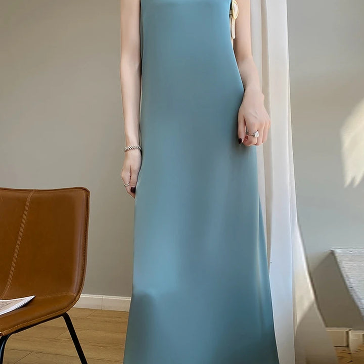 Summer Halter Dress Female Silk Silk Silk High Grade Satin Solid Color Long A-Line Skirt Waist Show Thin Cover Meat RW D13